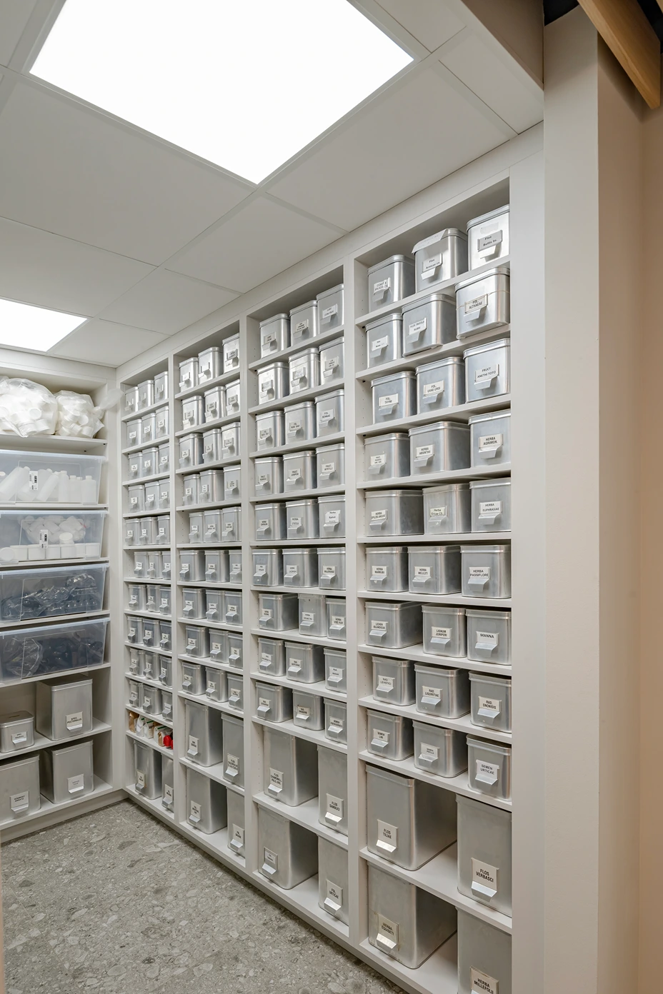 Innenraum der Katharinen Apotheke Freistadt